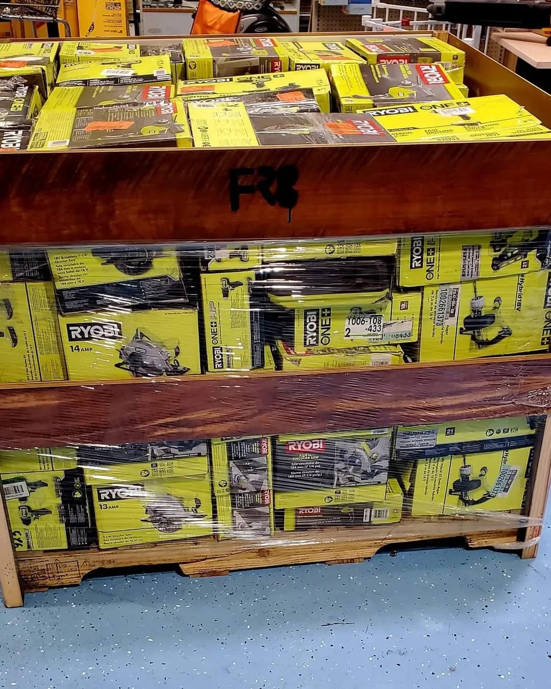 Home depot tool pallets