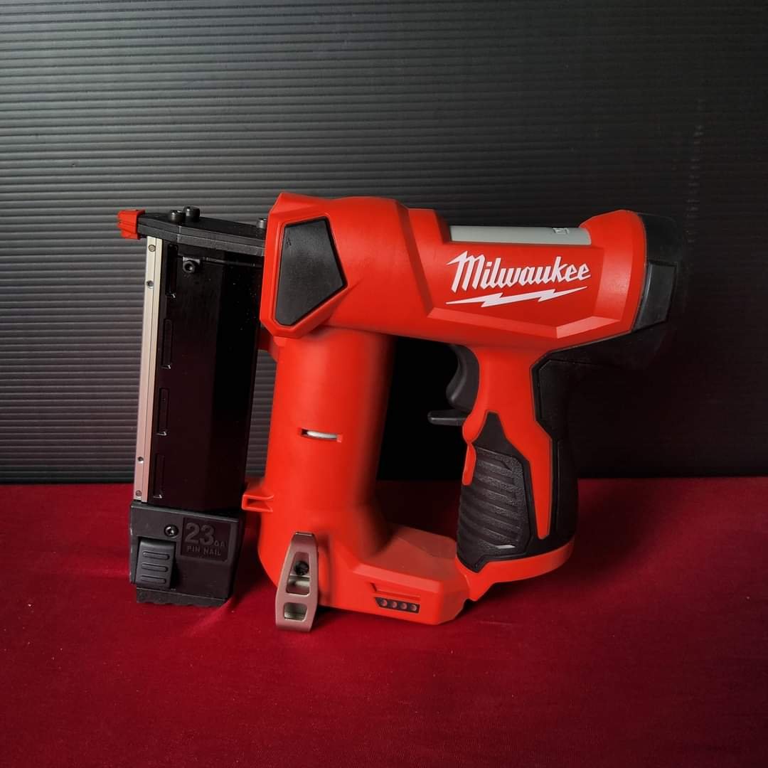 Milwaukee tools pallet