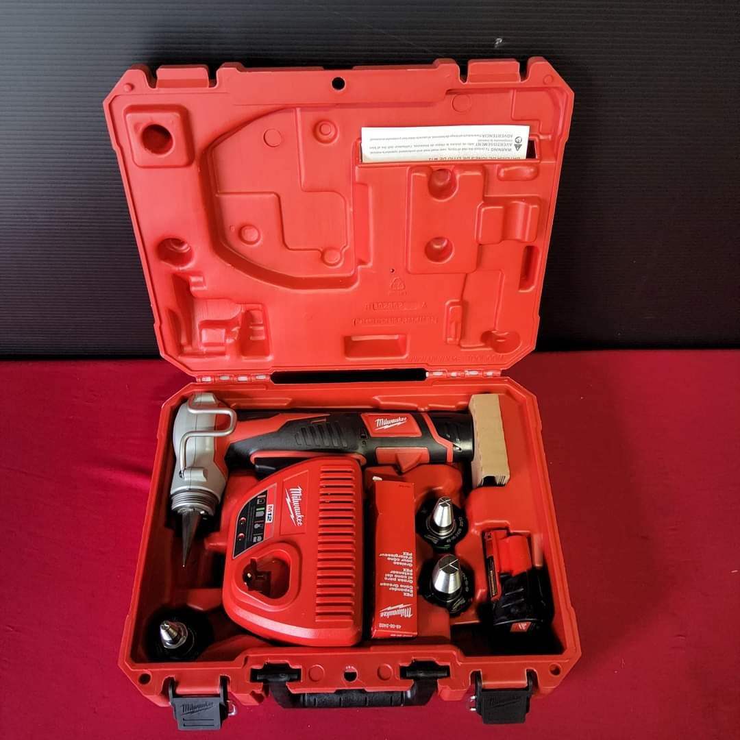 Milwaukee tools pallet