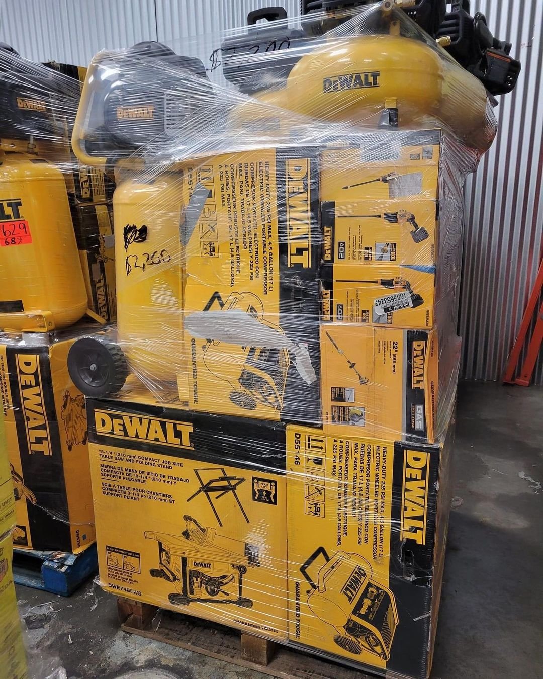 Dewalt tool pallets