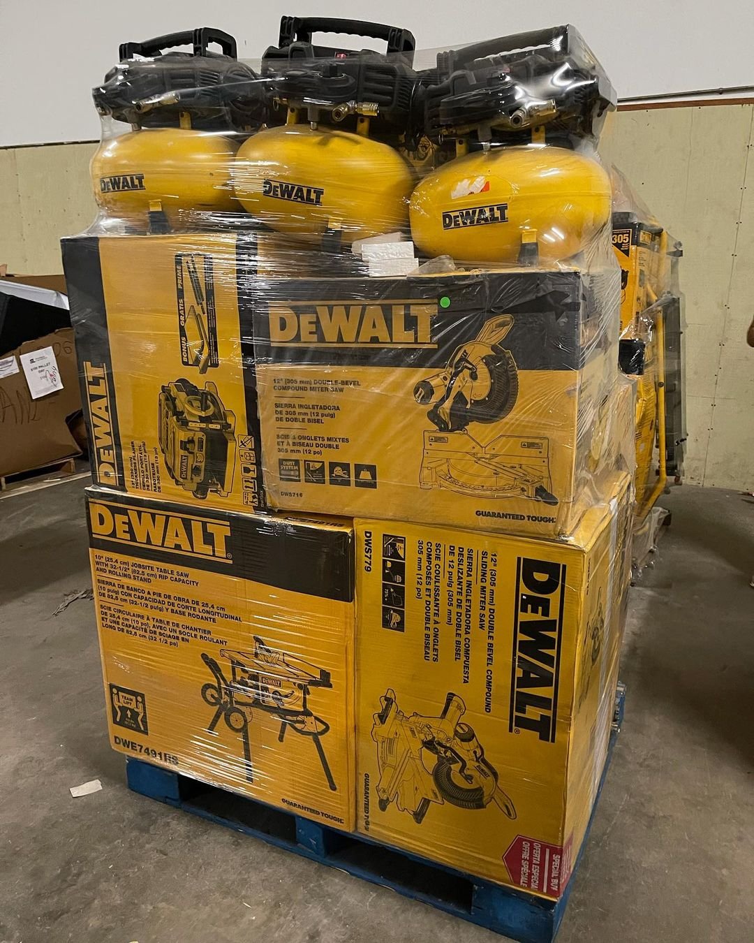 Dewalt tool pallets