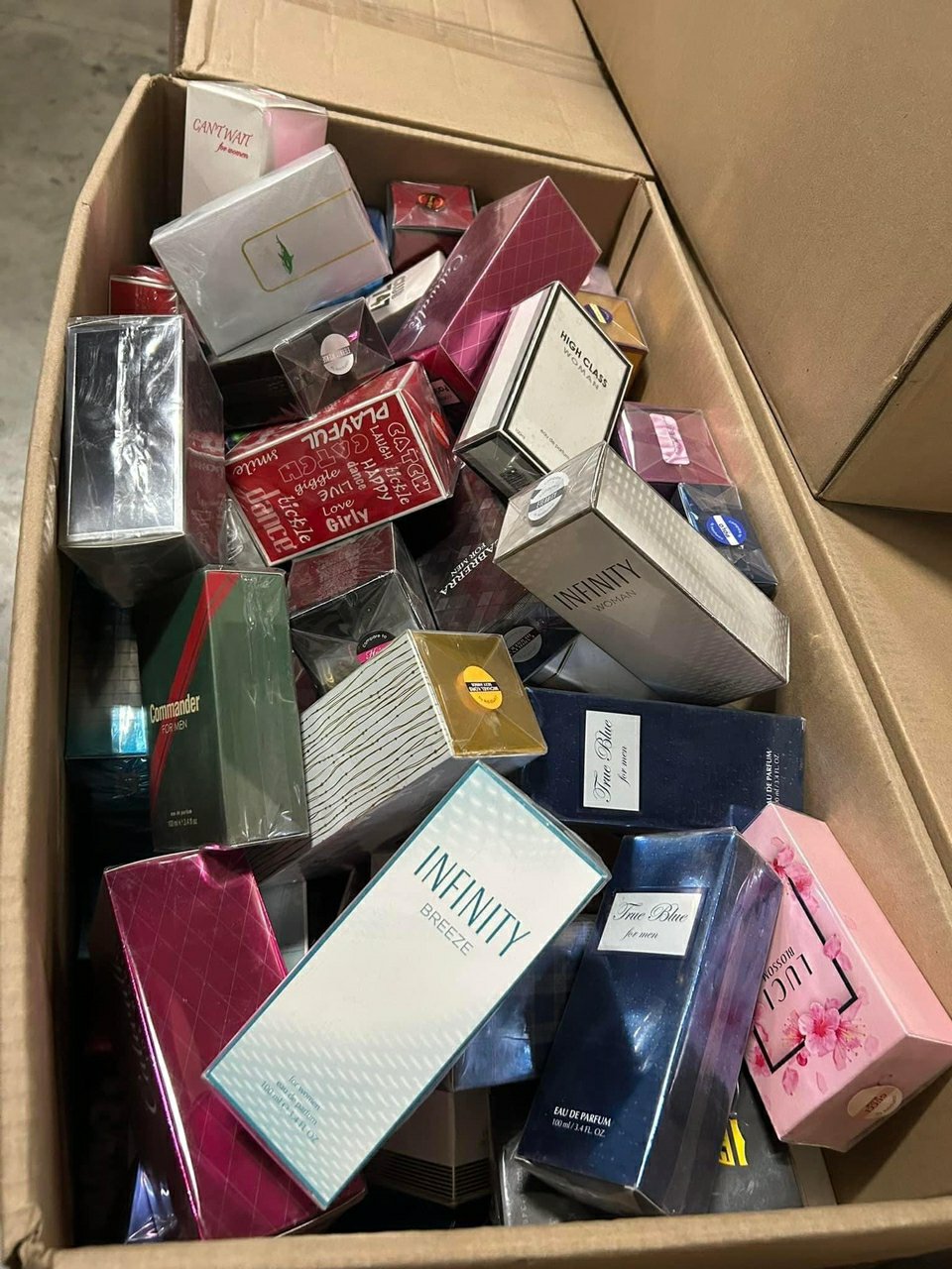 Perfume Pallets