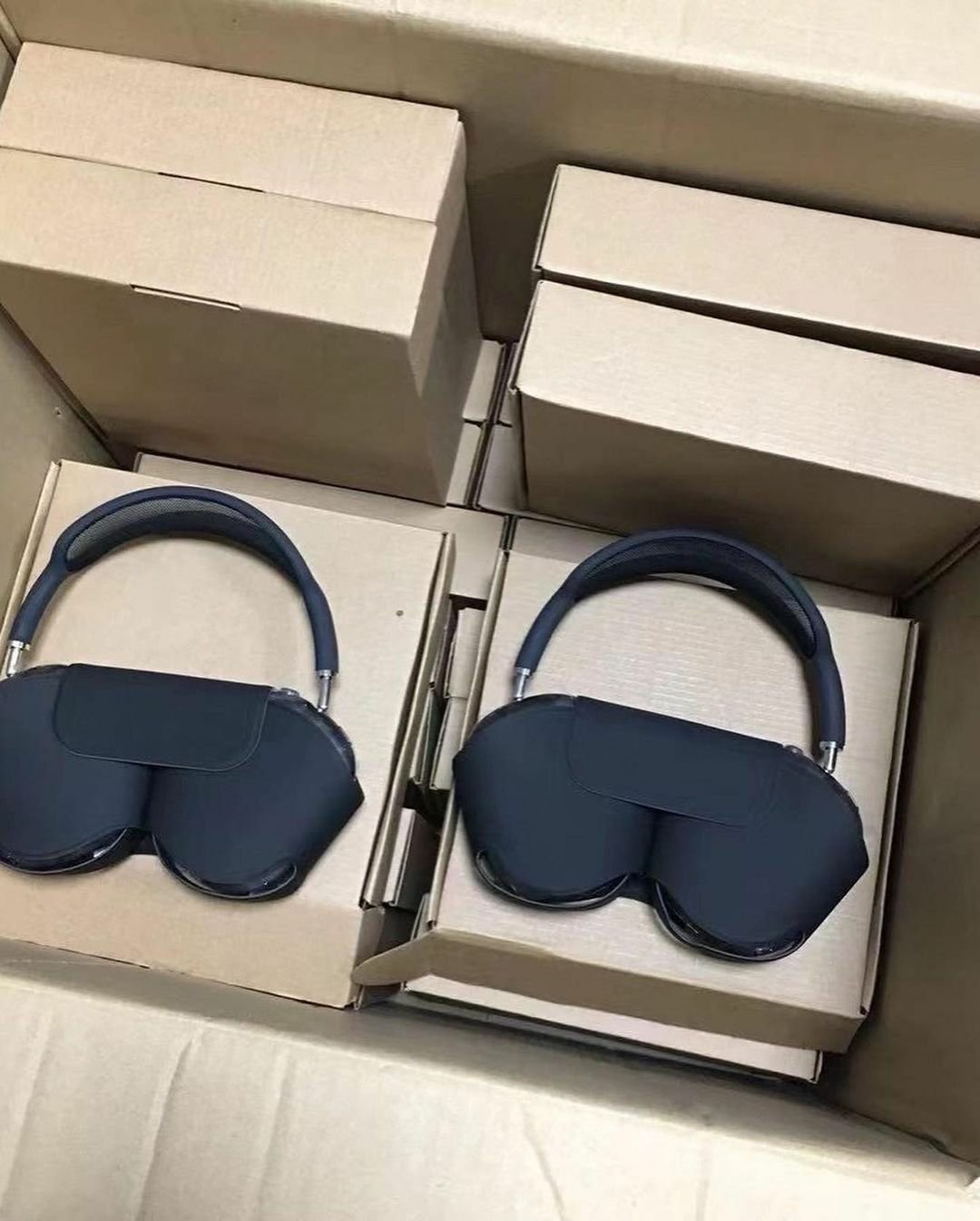 Airpods max pallet