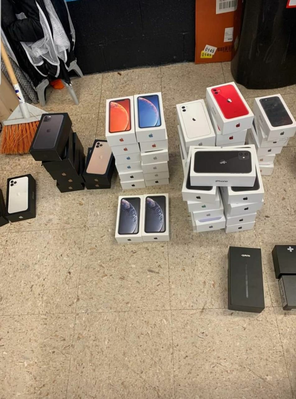 MIX IPHONE PALLETS - Pallets Liquidation