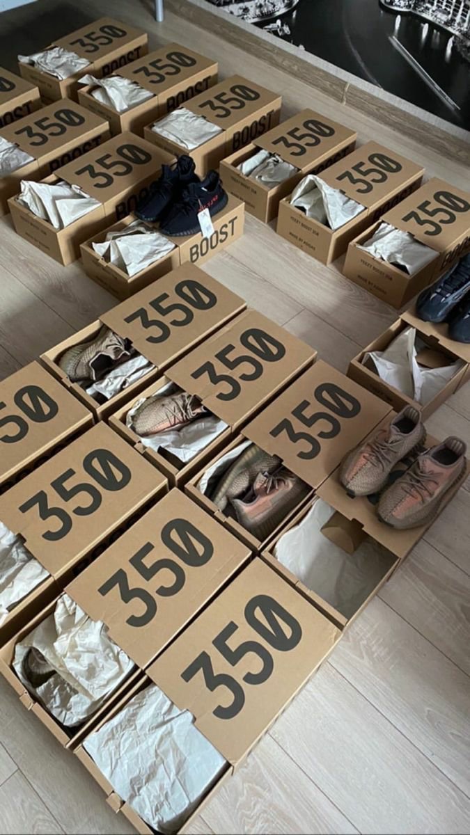Yeezy sneakers pallets