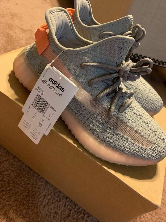 Yeezy sneakers pallets