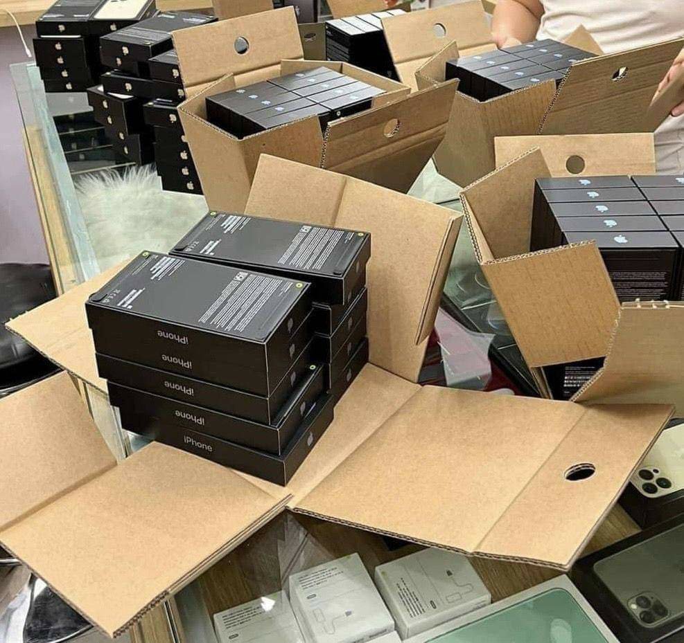 IPhone 13 pro max pallet