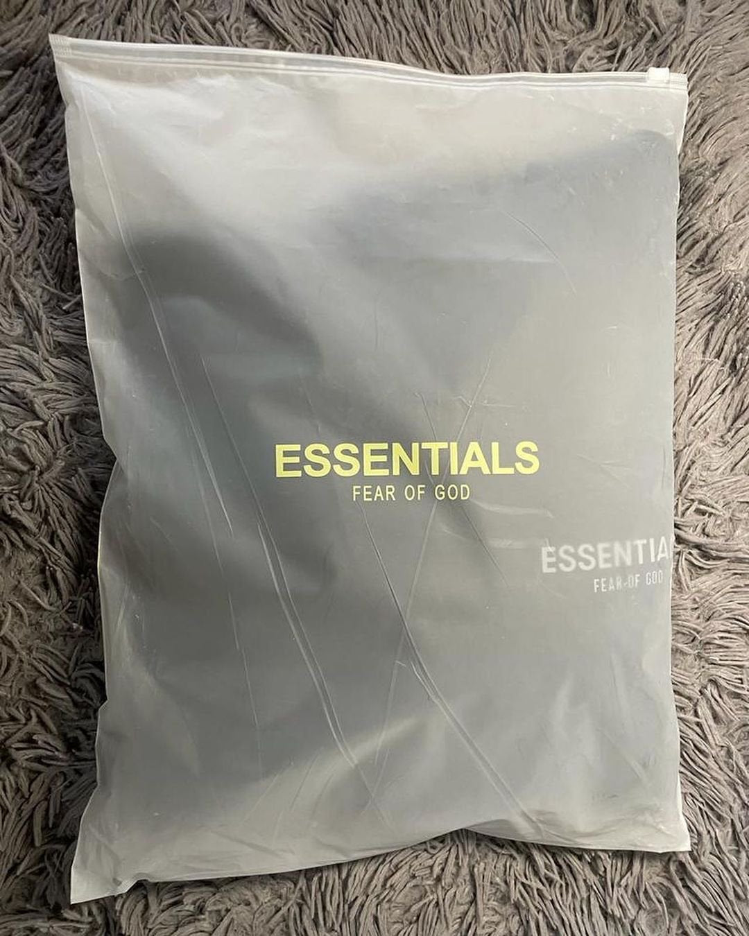 Essential hoodie pallets