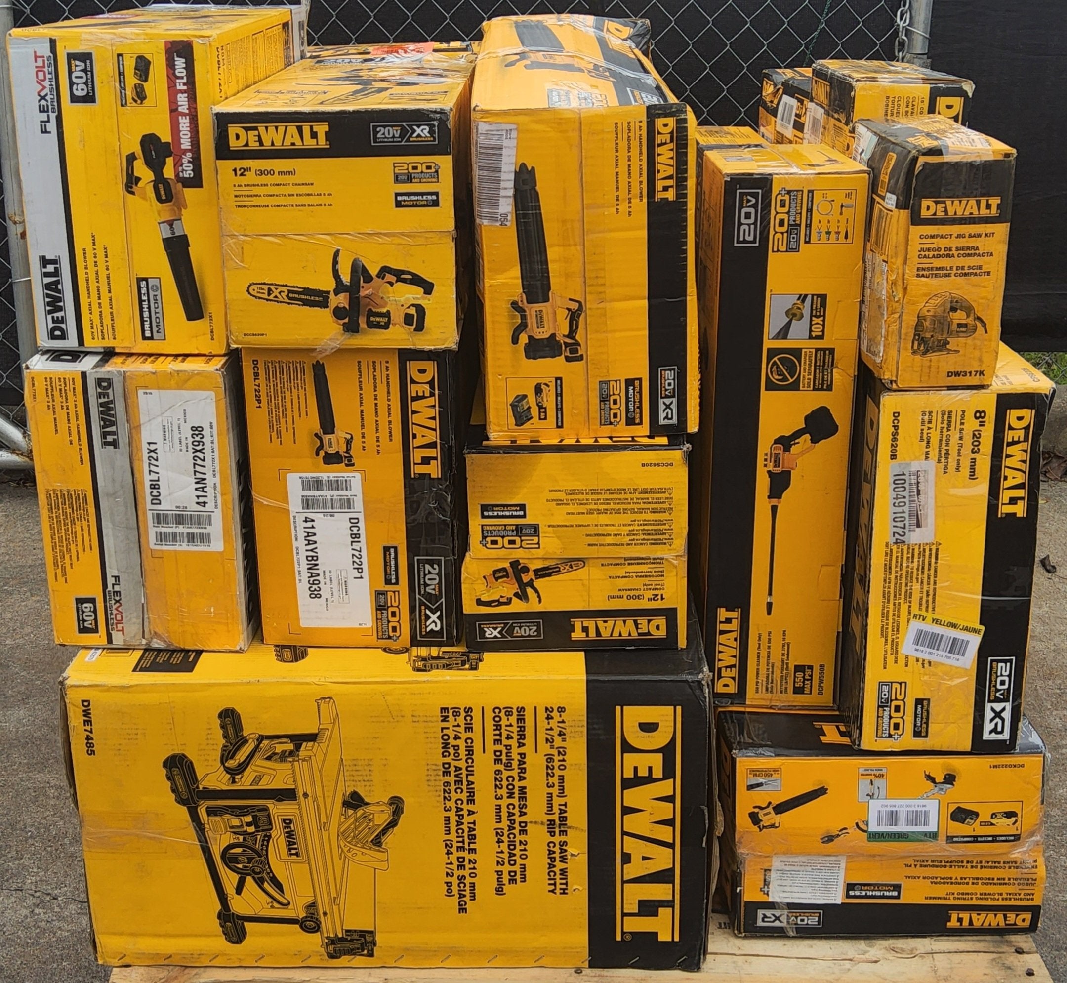 Dewalt tool pallets
