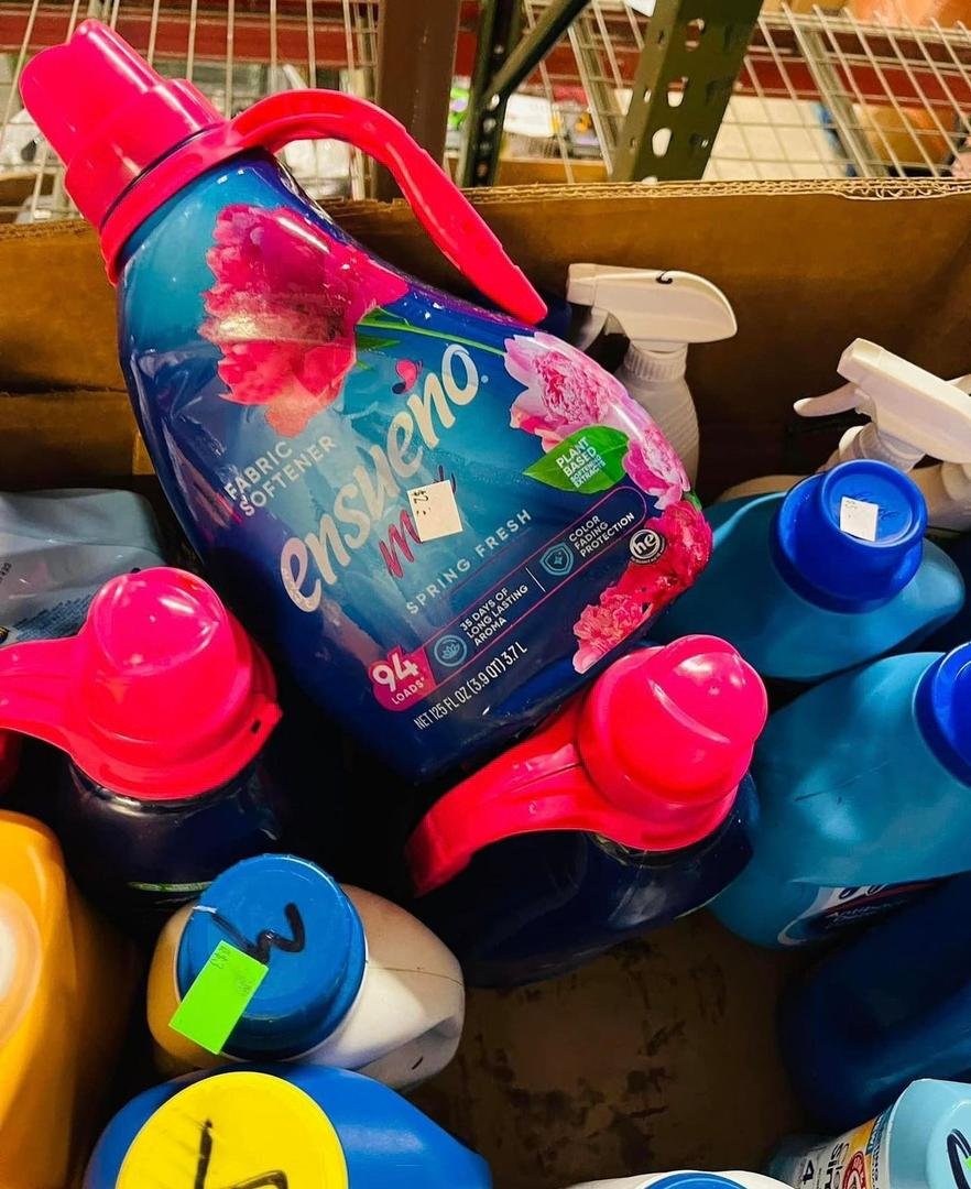 Cleaning products pallets