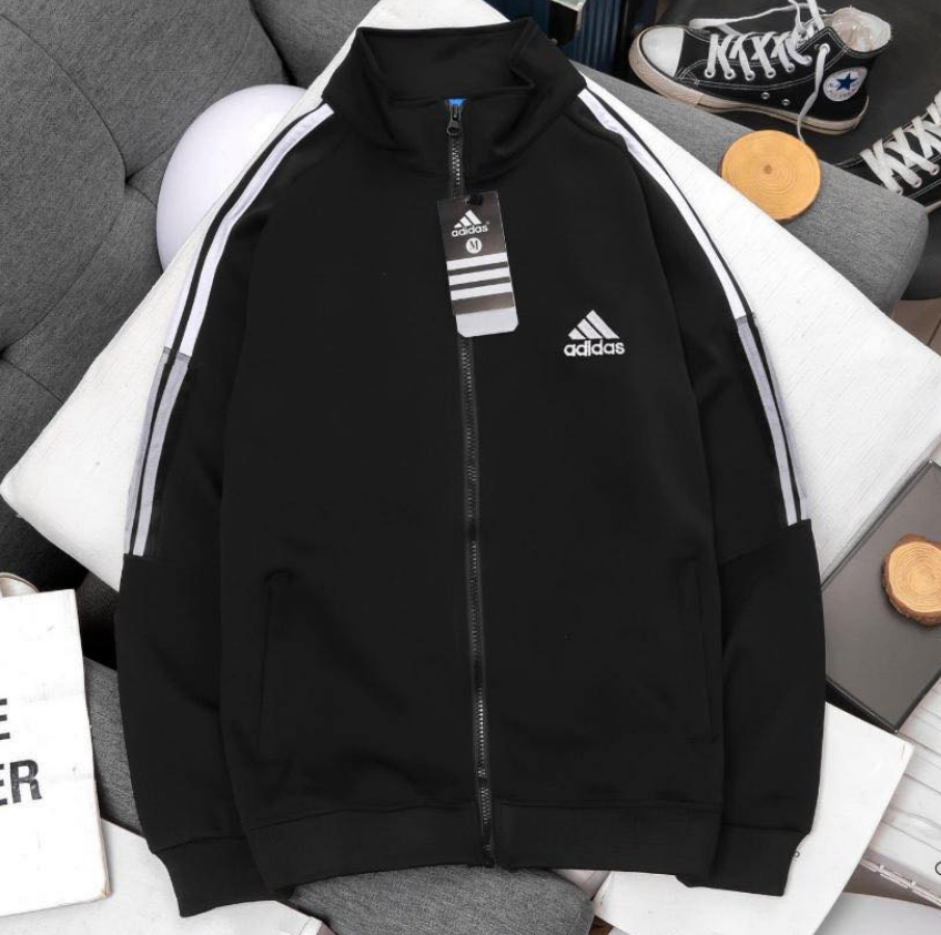 Adidas clothing Pallets - Pallets Liquidation