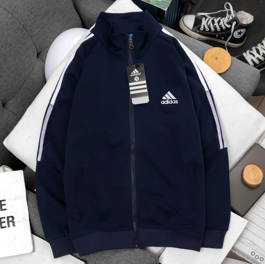 Adidas clothing Pallets - Pallets Liquidation